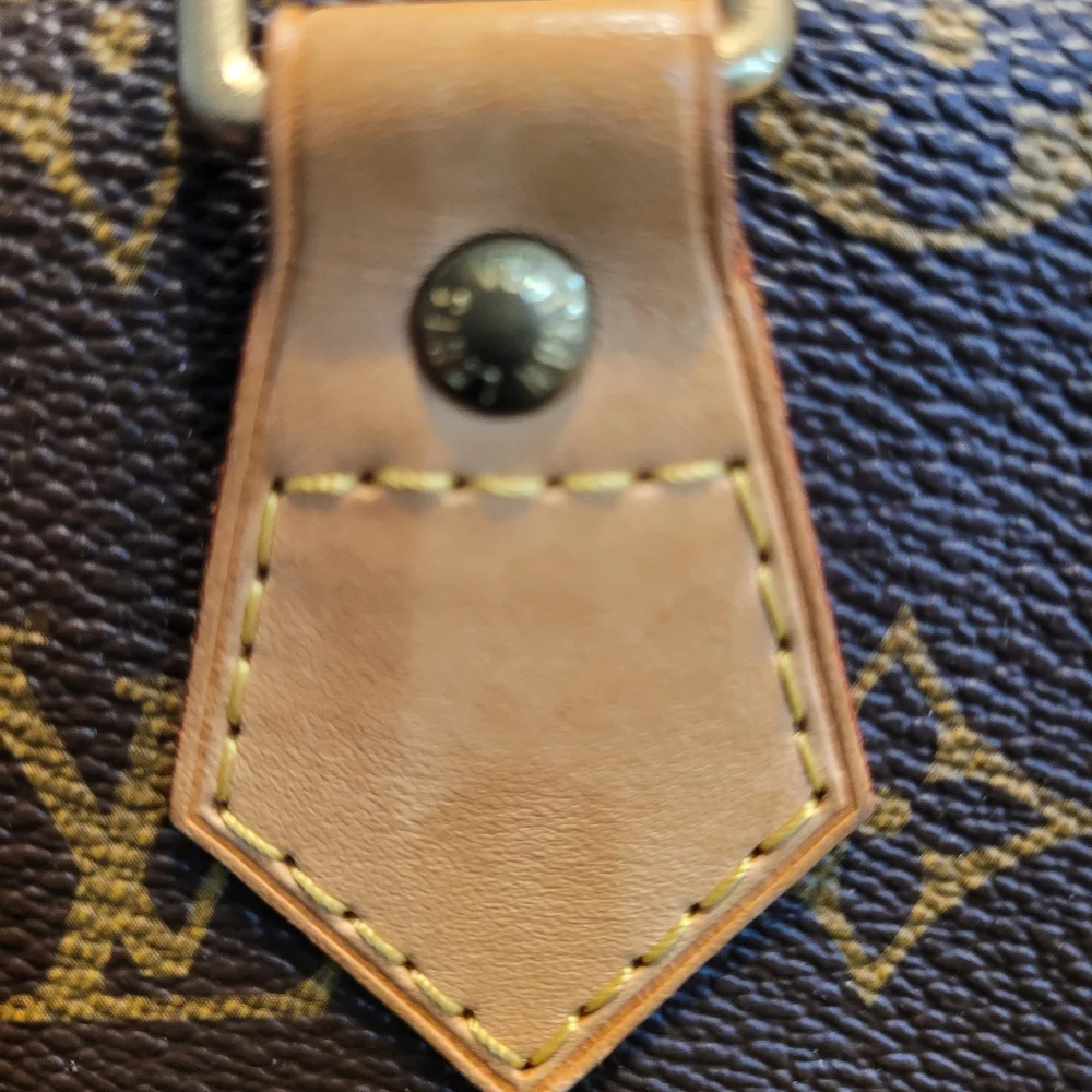 Final price drop, NO OFFERS,!  AUTHENTIC Louis Vuitton speedy 30 - Picture 6 of 16